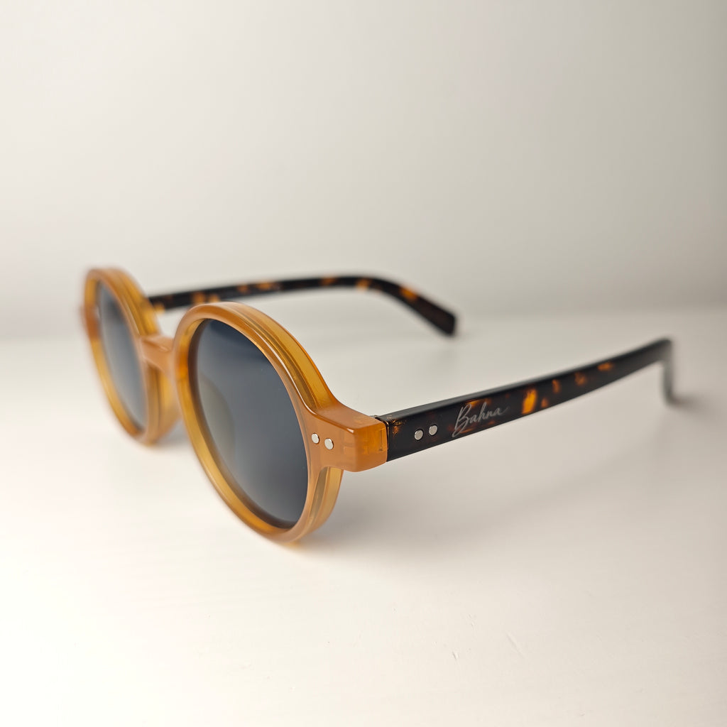 Tokio – Amber Black